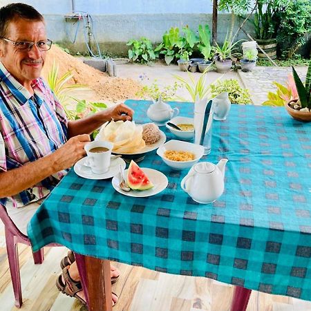 Ameena Homestay Tangalle Exteriör bild